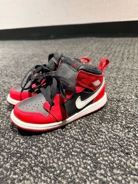 Nike Red, Black and White Kids' High-Top Sneakers